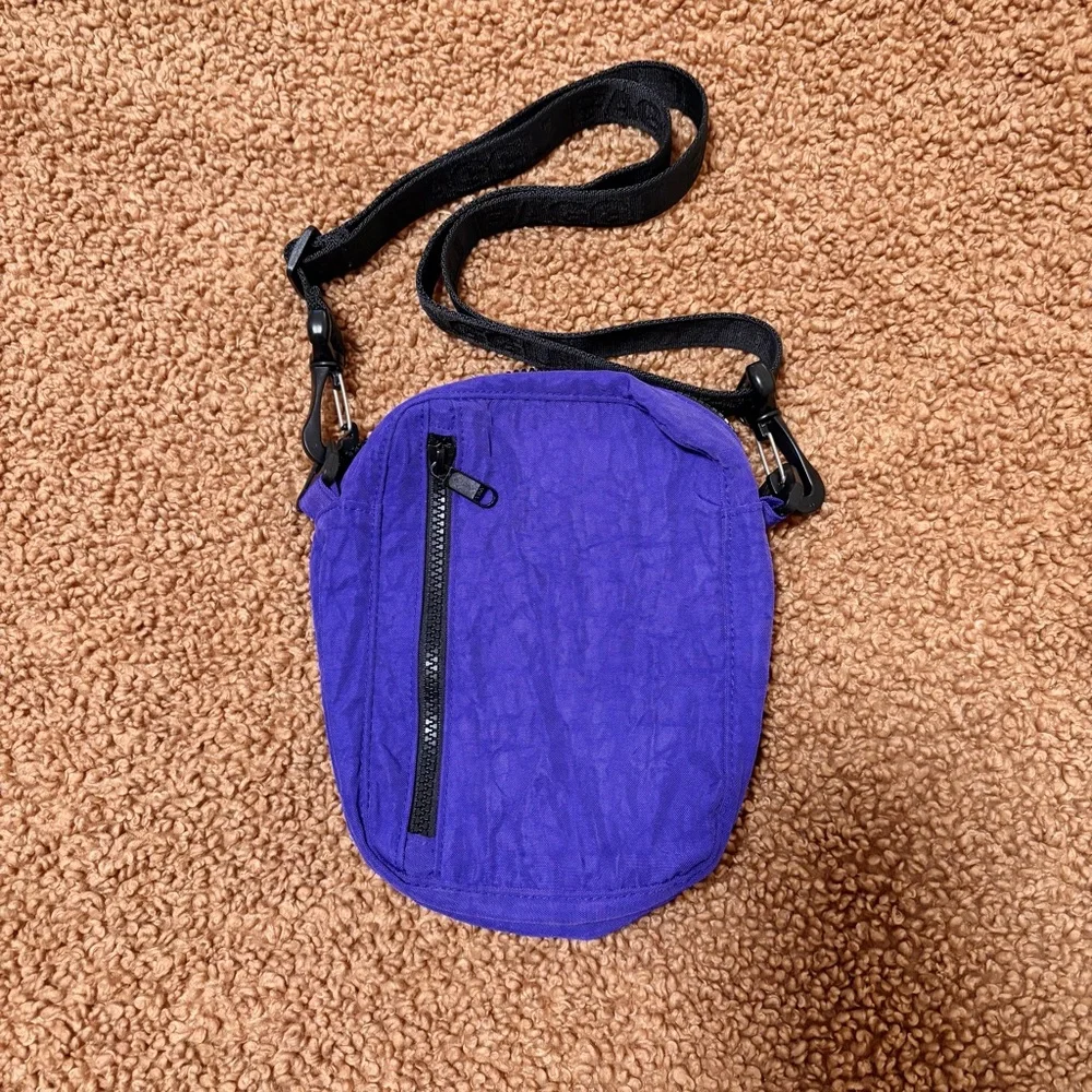 EUC Baggu Cobalt Sport Crossbody - Picture 1 of 2